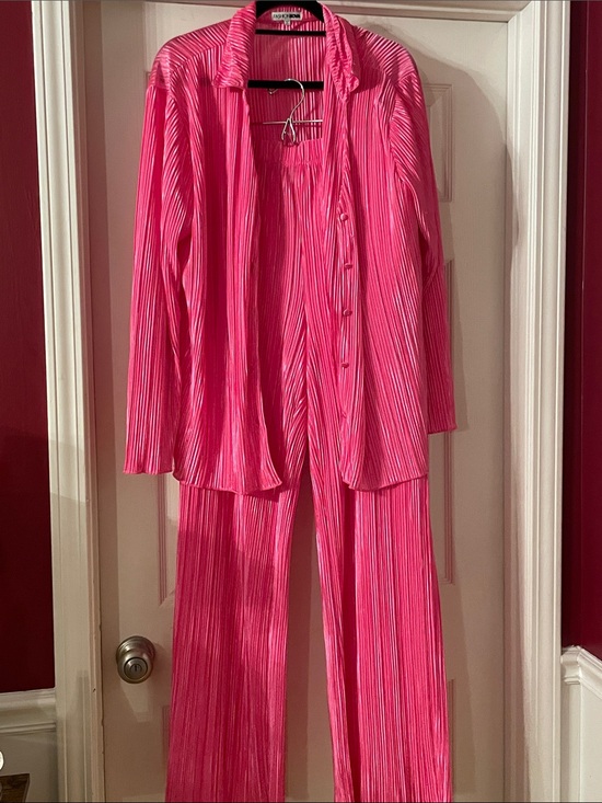 Fashion Nova Pants - Fashion Nova Shiny Fuchsia Pleated Set